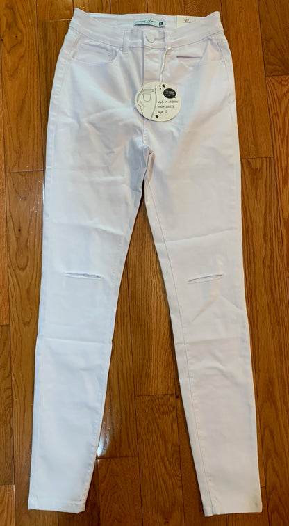 White High Rise Knee Distressed Jean w/ Front and Back Pockets